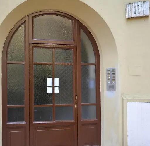 Milizie 76 Gallery Rome