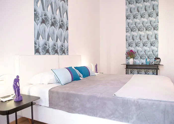 Milizie 76 Gallery Guest house 4*